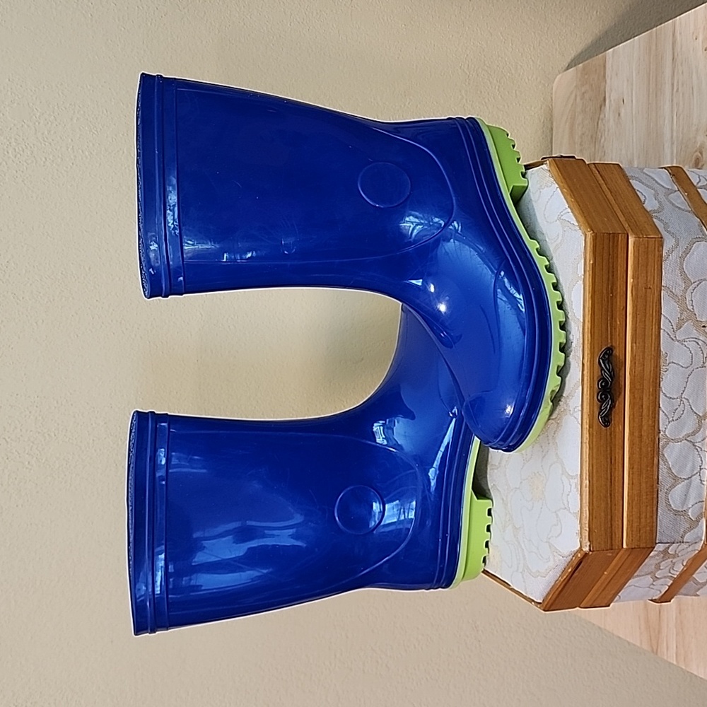 Boys and Girls Unisex Chore Rain Boots - Picture 5 of 8